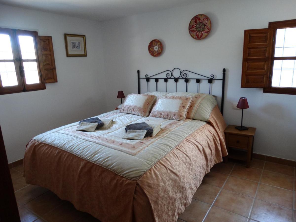 B&B Cortijo Loma Leon Cutar エクステリア 写真